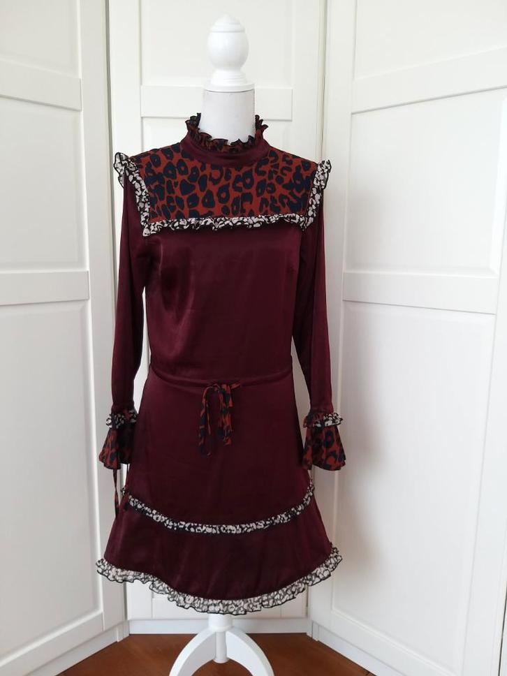 Harper & Yve wijnrode panter mini jurk, maat XS (valt als S), Kleding | Dames, Jurken, Gedragen, Maat 34 (XS) of kleiner, Rood