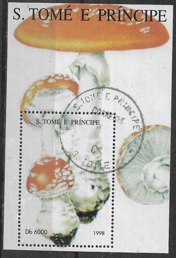 Sao Tome e Principe 1998 blok mi.379 PADDENSTOELEN beschikbaar voor biedingen