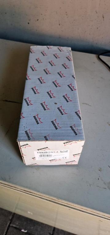 Nieuw in doos, Deurdranger Dorma ts92b  beschikbaar voor biedingen