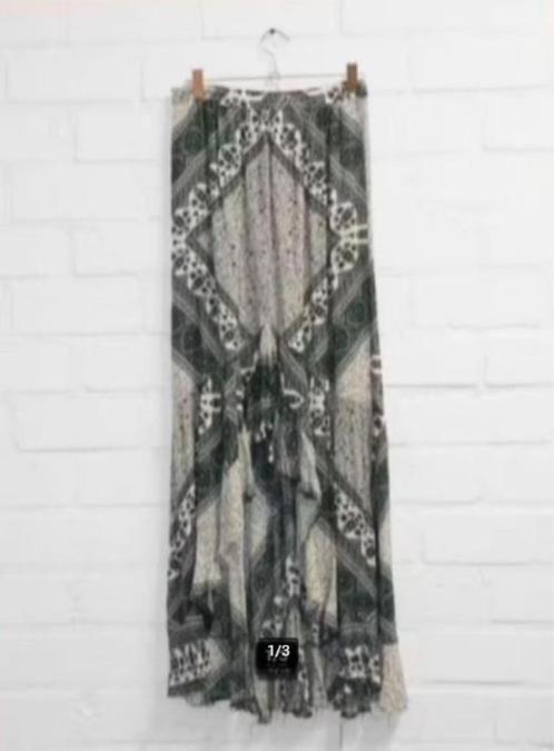 BA&SH - Prachtige rok maat 3/M - Nieuw €190 - BASH, Kleding | Dames, Rokken, Nieuw, Maat 38/40 (M), Groen, Onder de knie, Ophalen of Verzenden