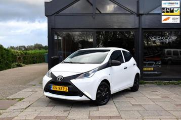 Toyota Aygo 1.0 VVT-i x-now Navigatie Carplay beschikbaar voor biedingen
