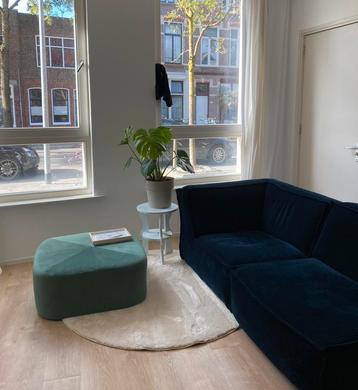 Furnified Velvet Poef groen beschikbaar voor biedingen