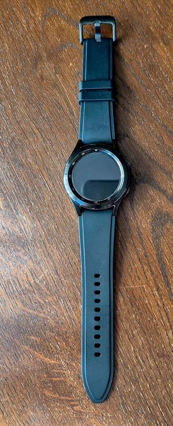 Galaxy Watch 4 - Zwart 42 mm. beschikbaar voor biedingen