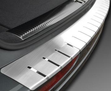 Nissan Qashqai J12 bumperbeschermer rvs+carbon pasvorm beschikbaar voor biedingen