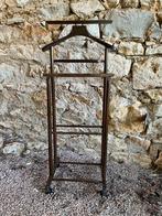 Vintage houten dressboy Italiaans, Ophalen