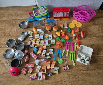 Grote set speelkeuken accessoires  beschikbaar voor biedingen
