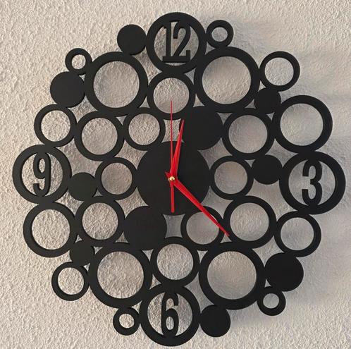 Moderne Zwarte Wandklok 40.cm, Huis en Inrichting, Woonaccessoires | Klokken, Nieuw, Wandklok, Analoog, Ophalen of Verzenden
