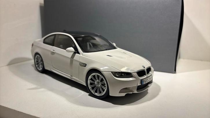 Bmw m3 coupe white Kyosho 1.18, Hobby en Vrije tijd, Modelauto's | 1:18, Zo goed als nieuw, Kyosho, Ophalen of Verzenden