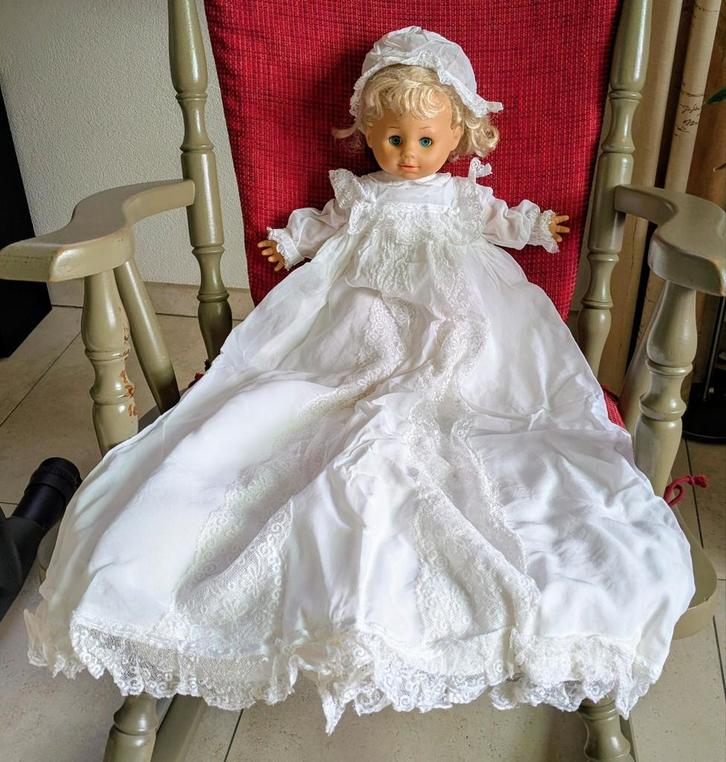 Vintage Doopjurk uit de jaren '60, Kinderen en Baby's, Speelgoed | Poppen, Gebruikt, Overige typen, Ophalen of Verzenden