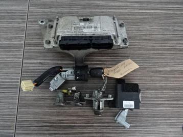ECU Peugeot 107-C1-Aygo complete set incl sloten. beschikbaar voor biedingen