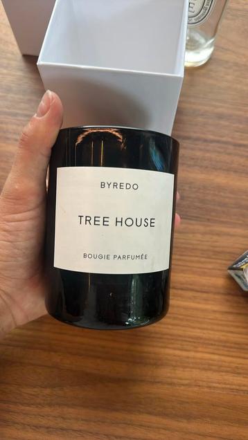 BYREDO by redo - three house - Lege kaars beschikbaar voor biedingen