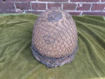 KL Gevechtshelm met camouflage net, Amerikaans model. beschikbaar voor biedingen
