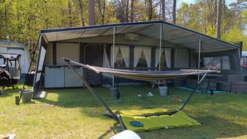 Hobby 720 uit 2003 met 1 jaar oude 4-season tent / luifel  beschikbaar voor biedingen