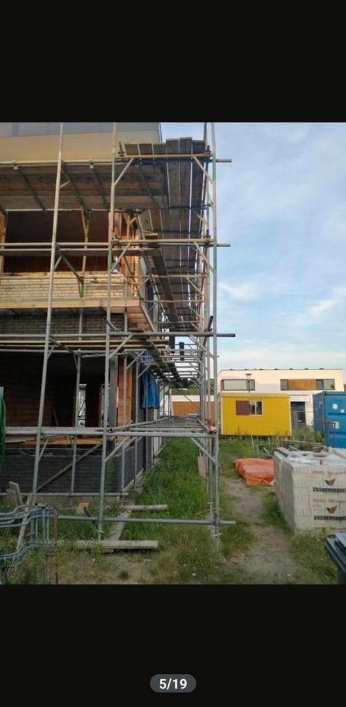 H jukken steiger met lift, Doe-het-zelf en Verbouw, Steigers, Gebruikt, Gevelsteiger, 5 meter of hoger, Ophalen