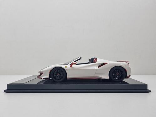 Dino Model
Ferrari 488 Pista Spider
Nr. 20/20 1:18 Nieuw, Hobby en Vrije tijd, Modelauto's | 1:18, Nieuw, Auto, Ophalen of Verzenden