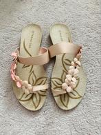 Nude poederroze slippers mt. 37 Nieuw, Slippers, Nieuw, Ophalen of Verzenden, Roze