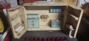 Stockoude Slagerijwinkel Display met vlees zeer mooie 1940 beschikbaar voor biedingen