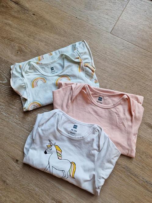 Rompers: set van drie Hema rompers - nieuw, Kinderen en Baby's, Kinderkleding | Maat 98, Nieuw, Meisje, Nacht- of Onderkleding