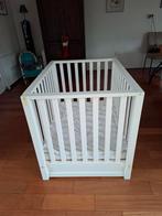 Box wit  met dik matras en boxkleed, Ophalen of Verzenden, Gebruikt, Lade