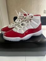 Jordan 11 retro - Cherry | maat 42,5, Kleding | Heren, Schoenen, Wit, Nieuw, Ophalen of Verzenden, Sneakers of Gympen