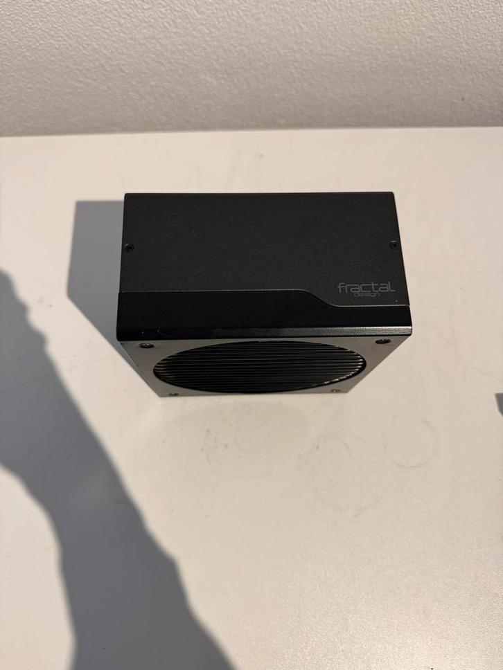 Fractal Design PSU Modulair 560W met kabels, Computers en Software, Interne voedingen, Gebruikt, Ophalen of Verzenden