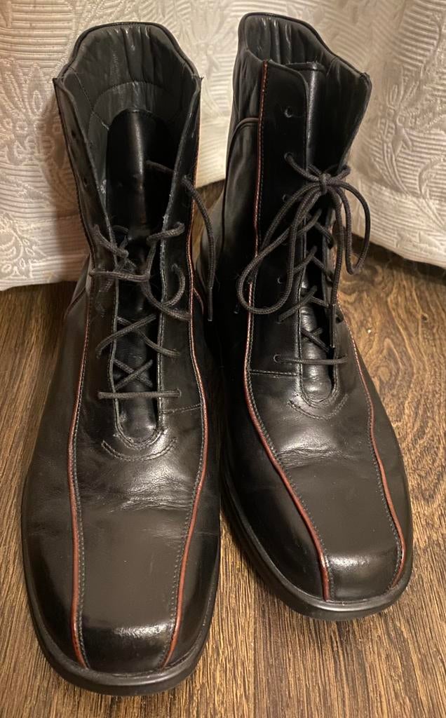 Lederen enkellaarsjes, maat 37,5 (4,5), Kleding | Dames, Schoenen, Ophalen of Verzenden, Zo goed als nieuw, Zwart, Lage of Enkellaarzen