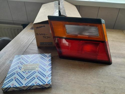 NOS - Achterlicht Nissan Primera P10 G20 - Links, Auto diversen, Overige Auto diversen, Verzenden