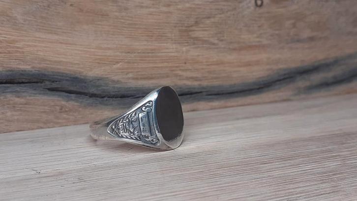 Zegelring zilver op maat, Sieraden, Tassen en Uiterlijk, Ringen, Zo goed als nieuw, Dame of Heer, 20 of groter, Zilver, Zilver