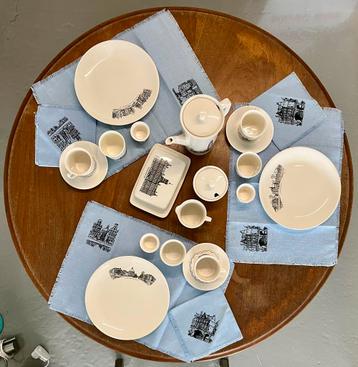Amsterdams grachtenservies + placemat, servet, druppelvanger beschikbaar voor biedingen