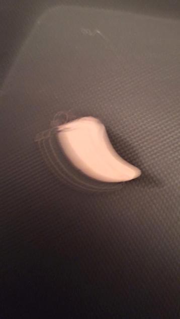 Tandhanger beschikbaar voor biedingen