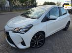 Toyota Yaris 1.5 VVT-i AUTOMAAT ASPIRATION DYNAMIC SPORT 17, Gebruikt, Met garantie (alle), Wit, Origineel Nederlands