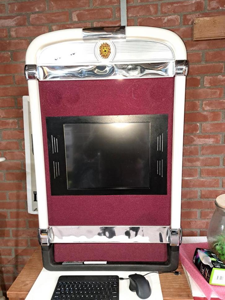 Wandjukebox eigen ontwerp, Verzamelen, Automaten | Jukeboxen, Zo goed als nieuw, Overige merken, 1970 tot heden, Ophalen of Verzenden