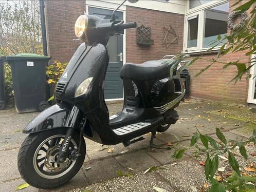 Turbho 125cc scooter.., Fietsen en Brommers, Scooters | Overige merken, Zo goed als nieuw, Ophalen of Verzenden