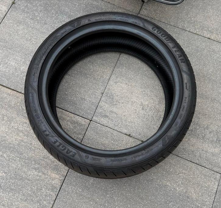Goodyear Eagle F1 245/40 R19 Runflat Zomerband, Auto diversen, Autosport-onderdelen, Gebruikt, Ophalen of Verzenden