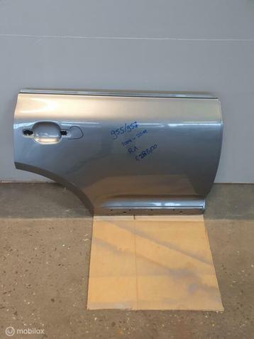 Deur rechtsachter Porsche Cayenne 955/957 beschikbaar voor biedingen
