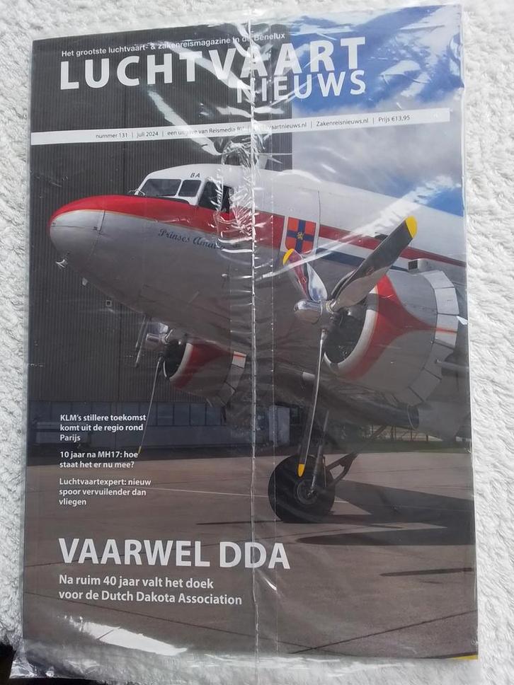 Luchtvaartnieuws - Dakota Special, Boeken, Hobby en Vrije tijd, Zo goed als nieuw, Overige onderwerpen, Ophalen of Verzenden