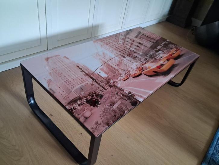 Salontafel New York glasplaat, Huis en Inrichting, Tafels | Salontafels, Zo goed als nieuw, Minder dan 50 cm, 50 tot 100 cm, 100 tot 150 cm