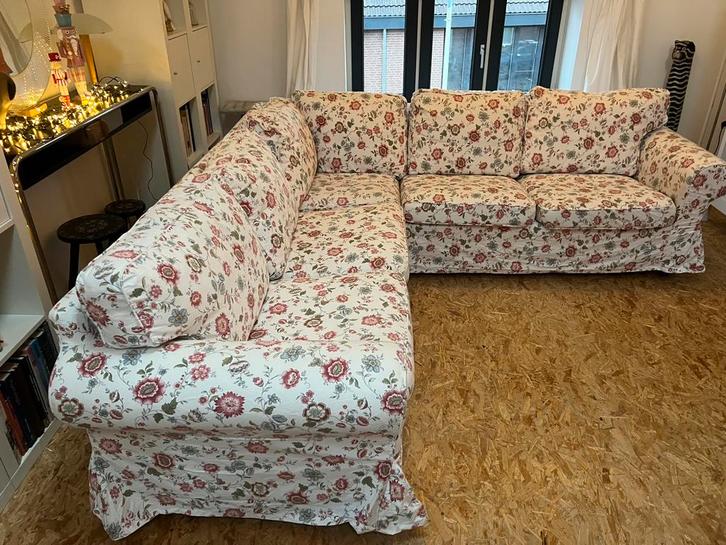 Ektorp Hoekbank met 2 sets hoezen., Huis en Inrichting, Banken | Sofa's en Chaises Longues, Gebruikt, Vierpersoons of meer, 200 tot 250 cm