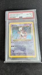 Base set Shadowless 10/102 Mewtwo PSA 8, Hobby en Vrije tijd, Verzamelkaartspellen | Pokémon, Ophalen, Zo goed als nieuw, Losse kaart