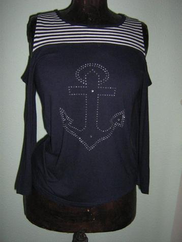 Shirt donkerblauw/wit beschikbaar voor biedingen
