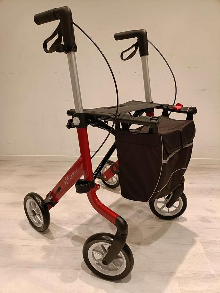 Rehasense Streamer 5,7kg rollator incl Servicebeurt ZGAN., Diversen, Rollators, Zo goed als nieuw, Lichtgewicht, Opvouwbaar, Ophalen of Verzenden
