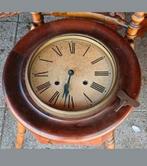 Antieke School klok loopt prima., Antiek en Kunst, Antiek | Klokken, Ophalen of Verzenden