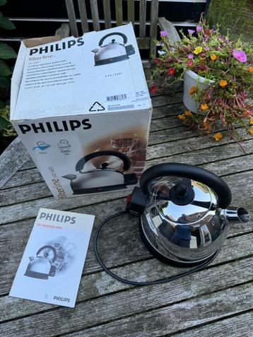 Philips HD4601 retro waterkoker chroom 1850-2200w