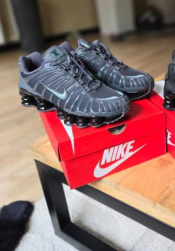 Nieuwste nike Shox TL Utility iron grey clay green blac 42,5 beschikbaar voor biedingen