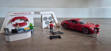 Playmobil Porsche Werkplaats Set beschikbaar voor biedingen
