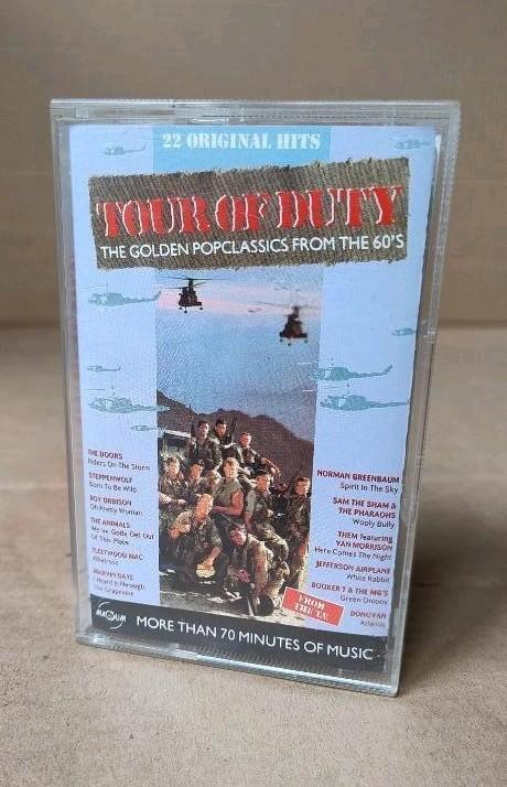 muziek cassette van Vietnam serie Tour of Duty - 1, Cd's en Dvd's, Cassettebandjes, Gebruikt, Origineel, Pop, 1 bandje, Ophalen of Verzenden