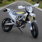 Husqvarna 701 Supermoto 2019  Perfecte staat! ( KTM 690 ), Motoren, Particulier, Meer dan 35 kW, Minimaal motorrijbewijs A2, Sportuitlaat