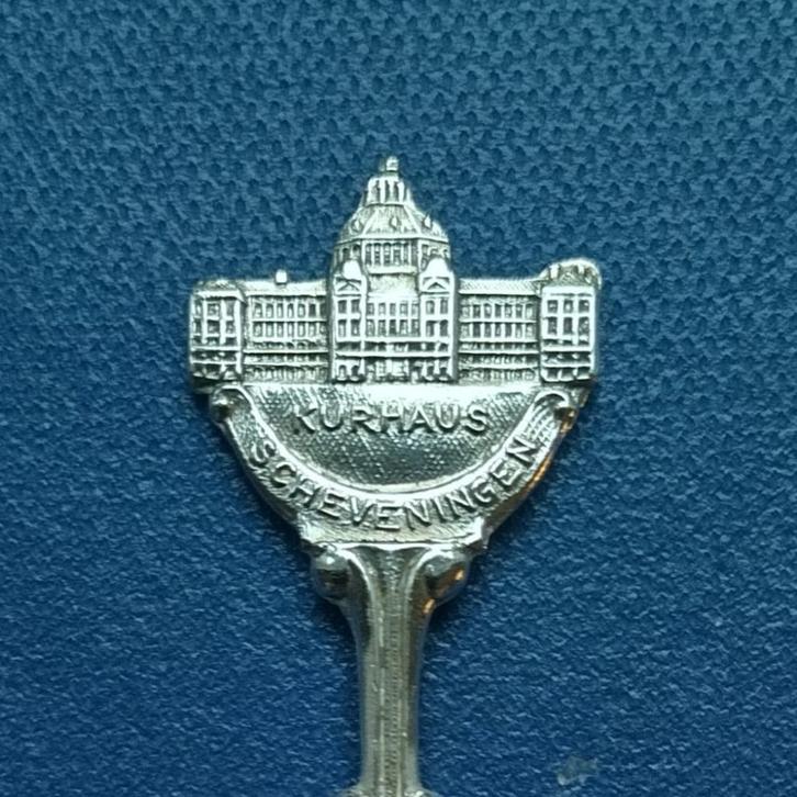 verzilverd lepeltje Kurhaus Scheveningen (H vd M), Antiek en Kunst, Antiek | Bestek, Ophalen of Verzenden