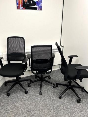 Zo Goed Als Nieuw: 3 Verstelbare Zwarte Bureaustoelen – 2025 beschikbaar voor biedingen