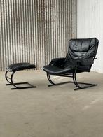 Zwart leer en metaal postmodern fauteuil met voetenbank 1980, Ophalen, Gebruikt, Aalsmeer, Redesign vintage